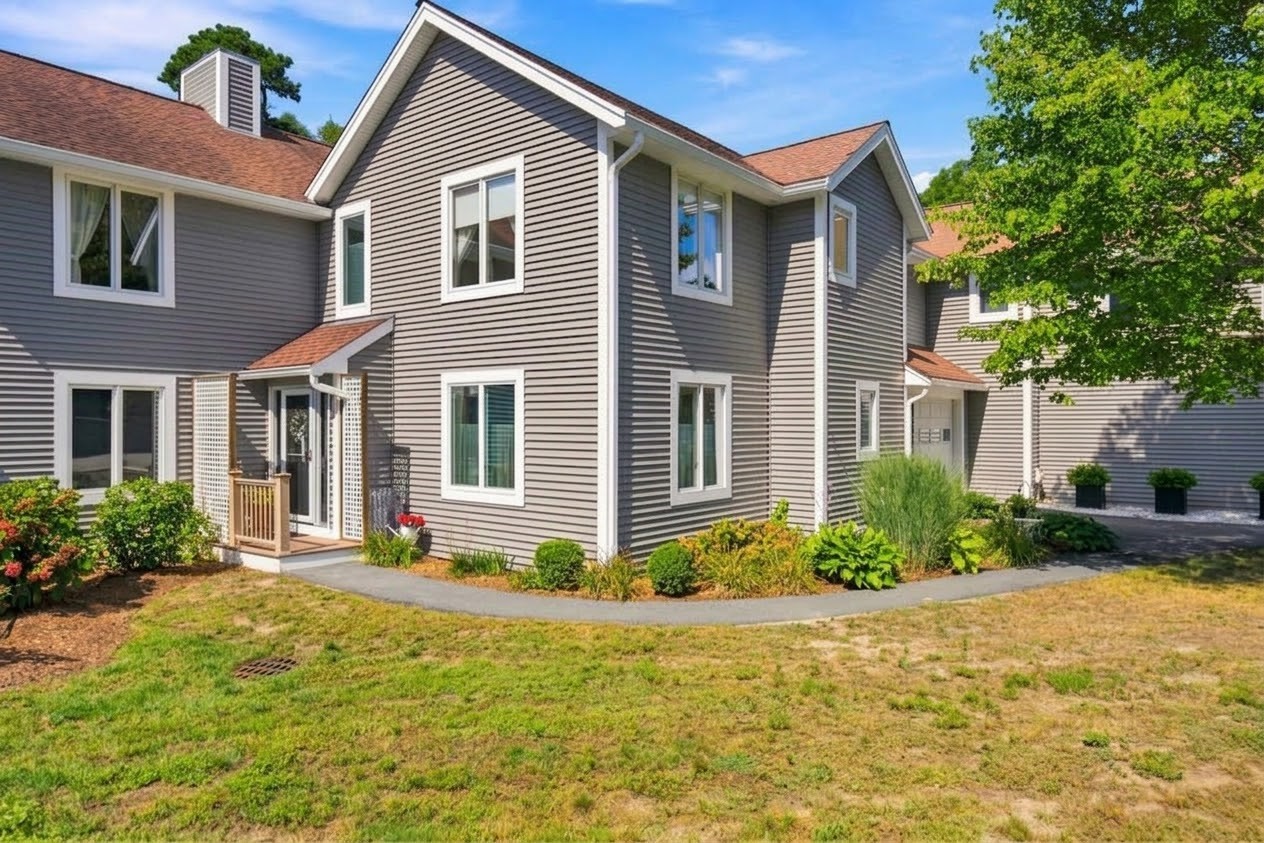 6 Aspen Rd # 6 Property Photo 1