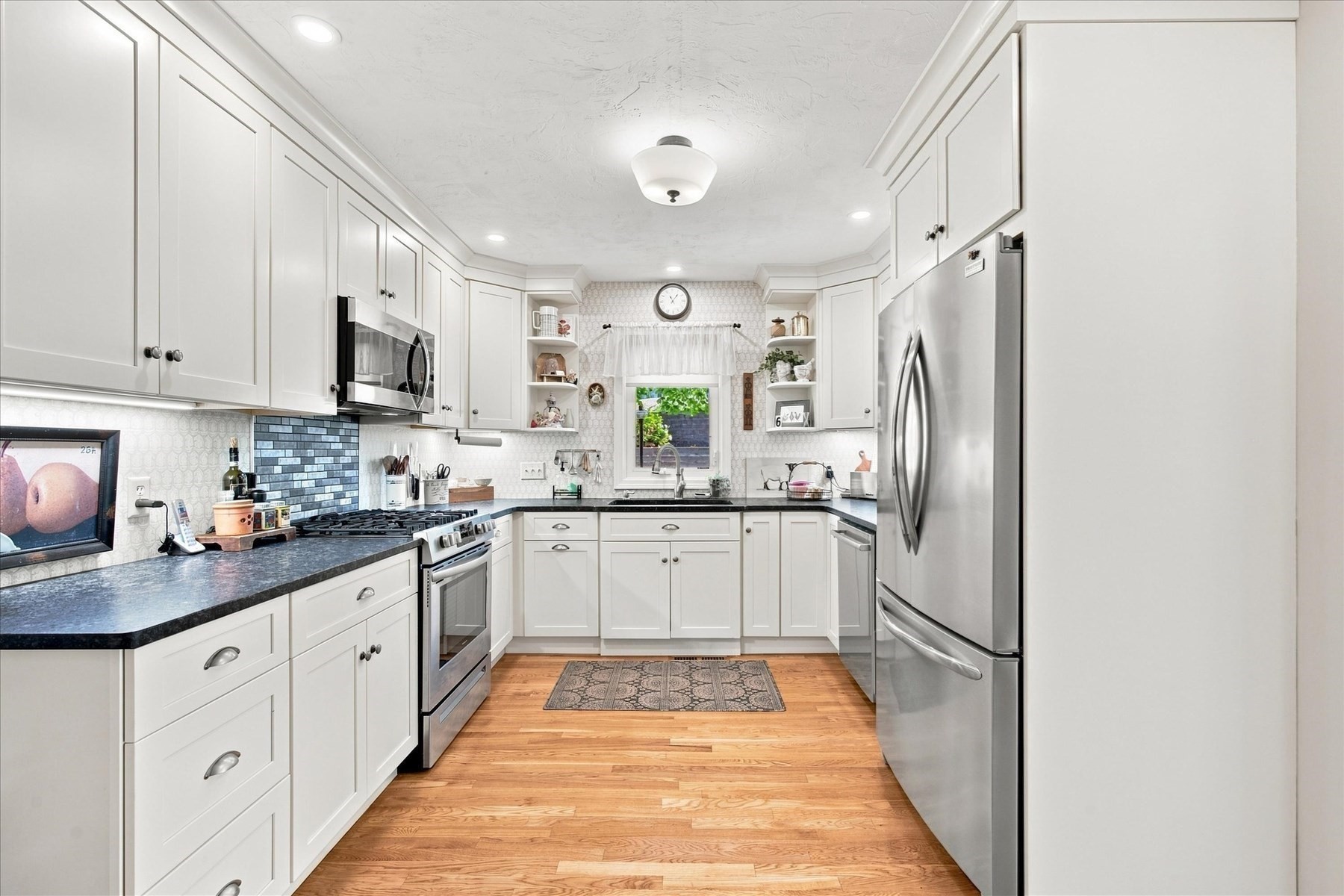 6 Aspen Rd # 6 Property Photo 6