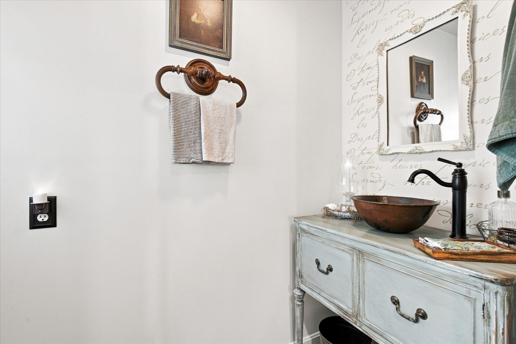 6 Aspen Rd # 6 Property Photo 12