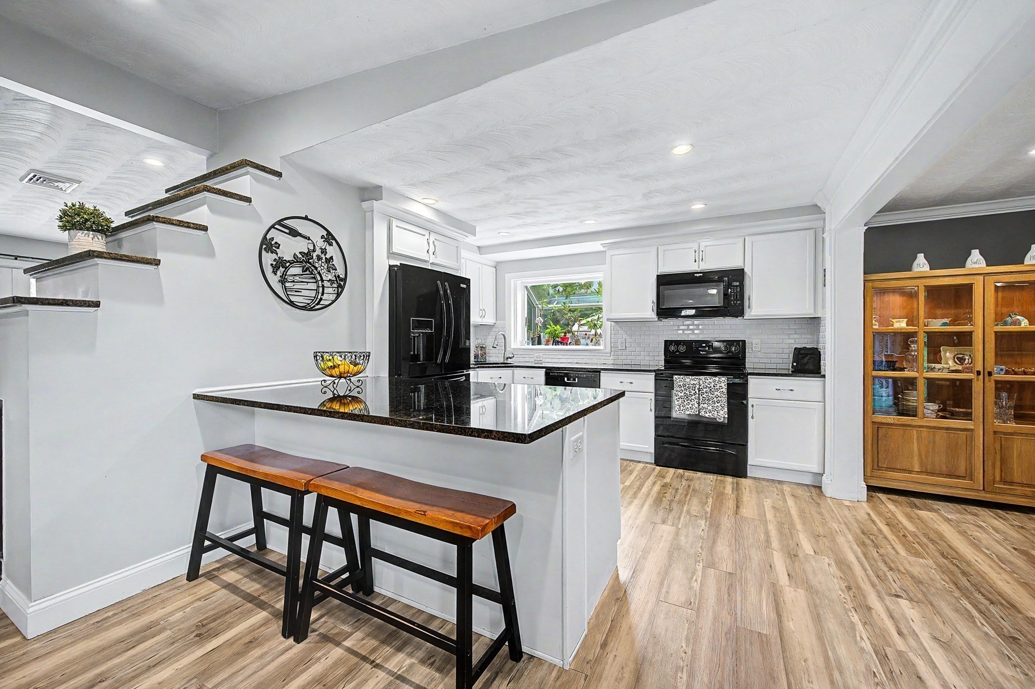 9 Joseph Rd Property Photo 8