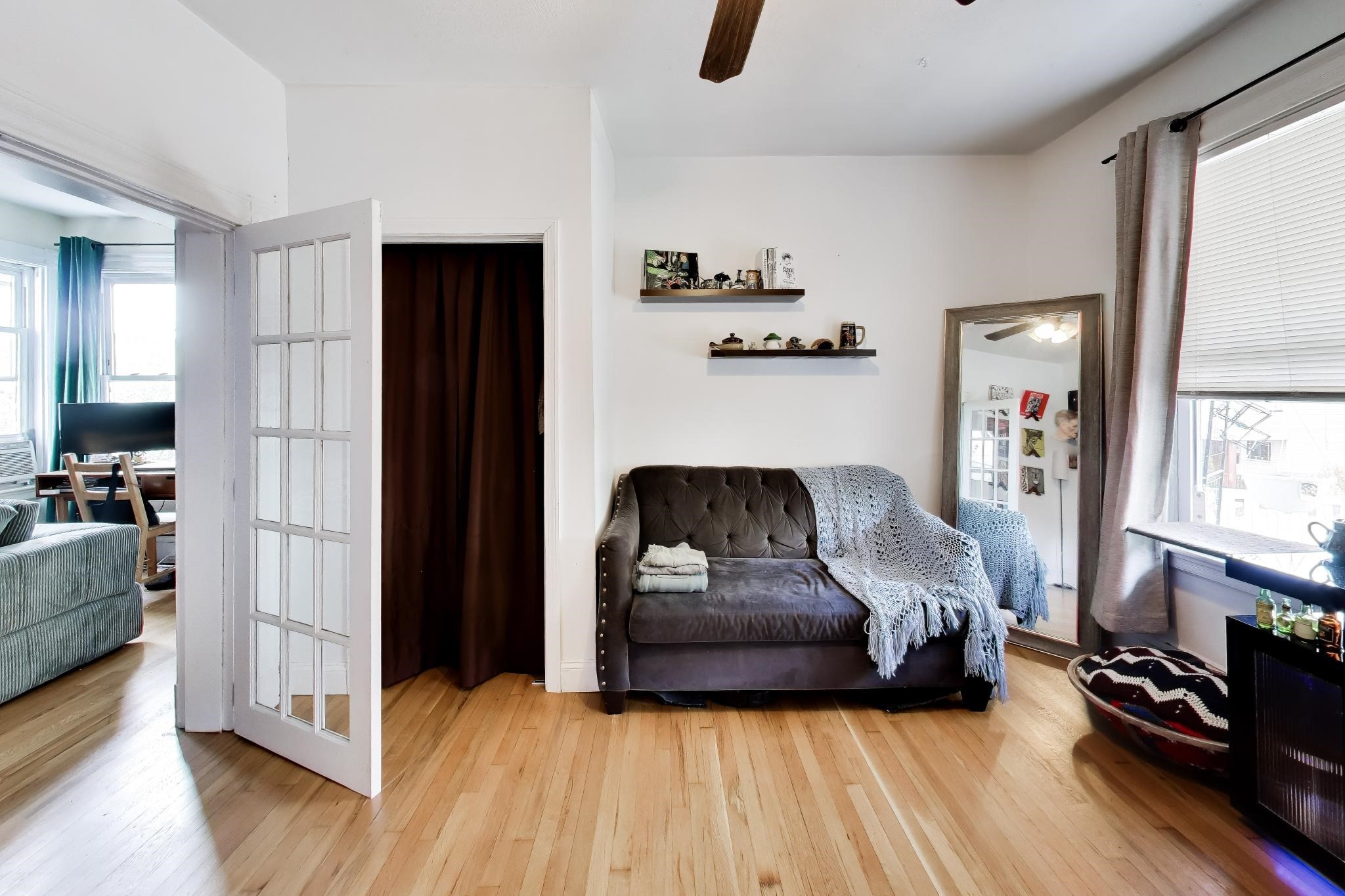 9 Irving Property Photo 4