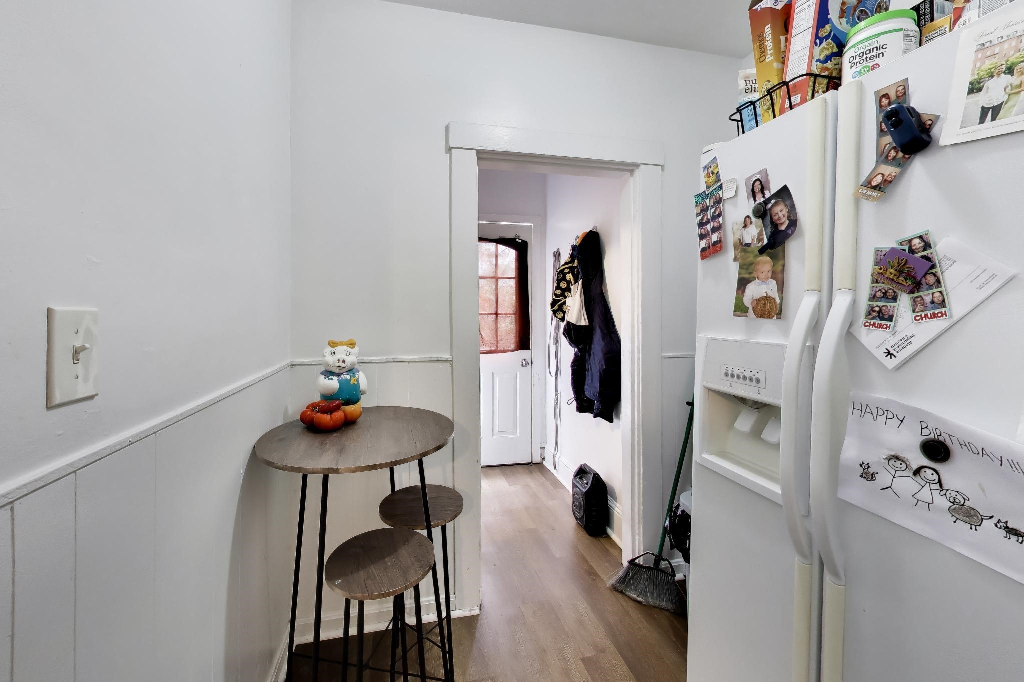 9 Irving Property Photo 7
