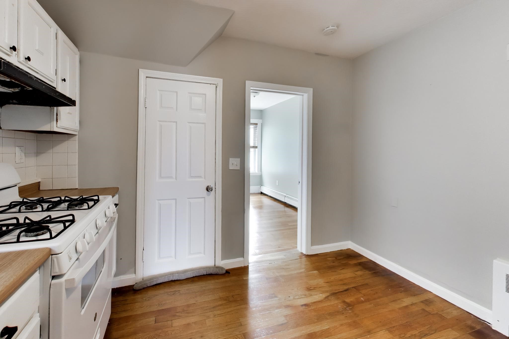 9 Irving Property Photo 20