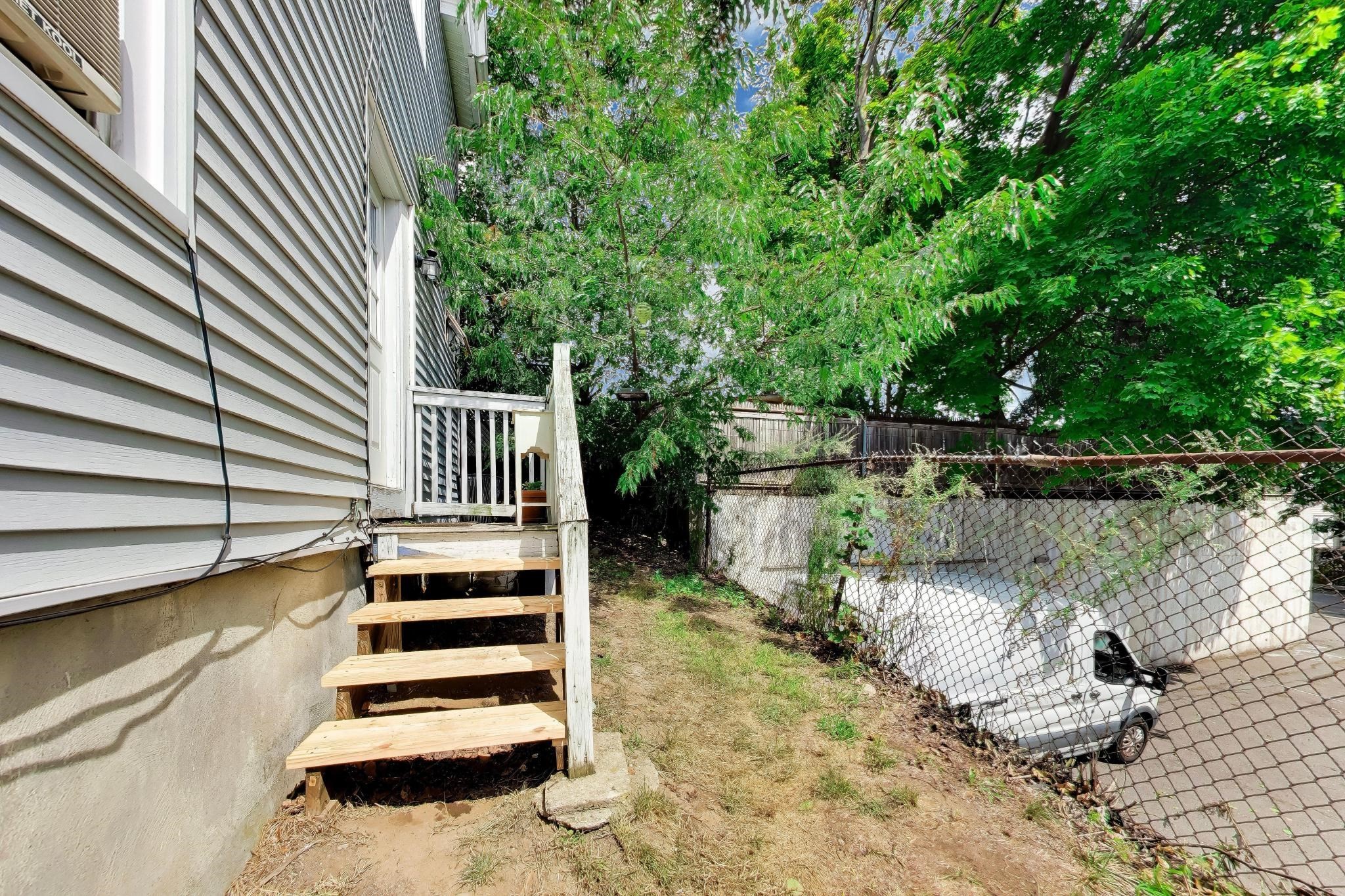 9 Irving Property Photo 39