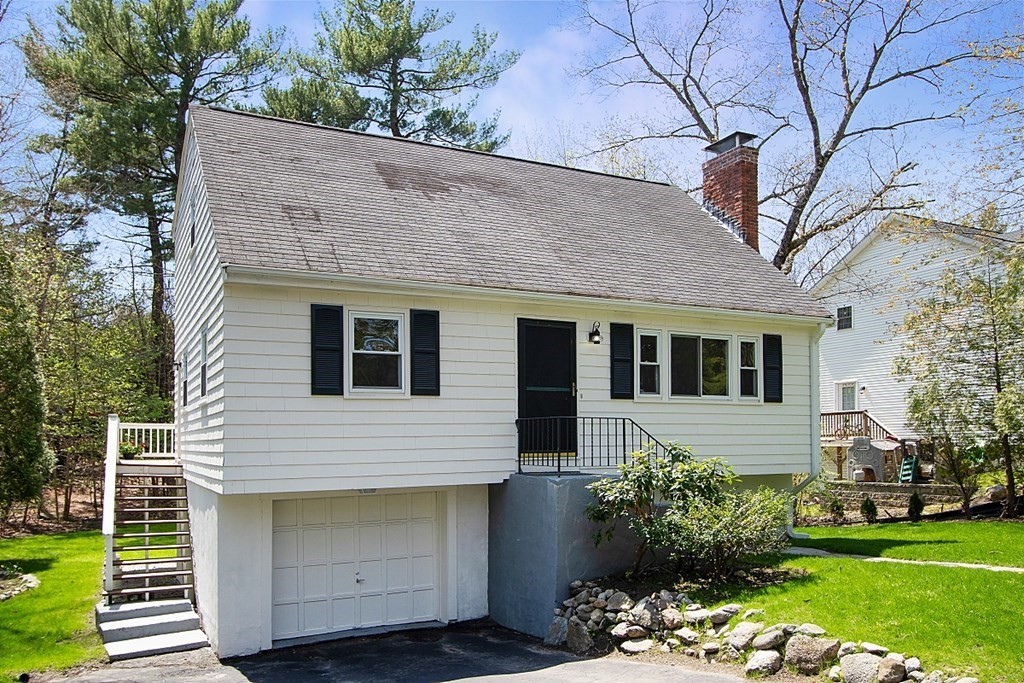 7 Sunnyside Ave Property Photo 1
