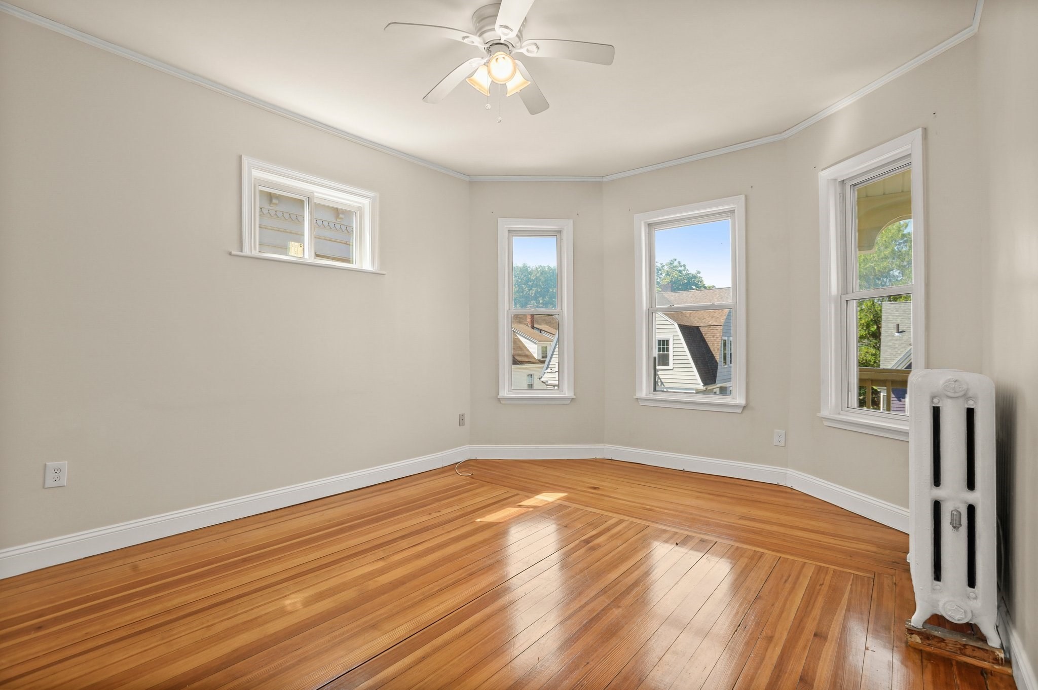 17 Farquhar # 3 Property Photo 6