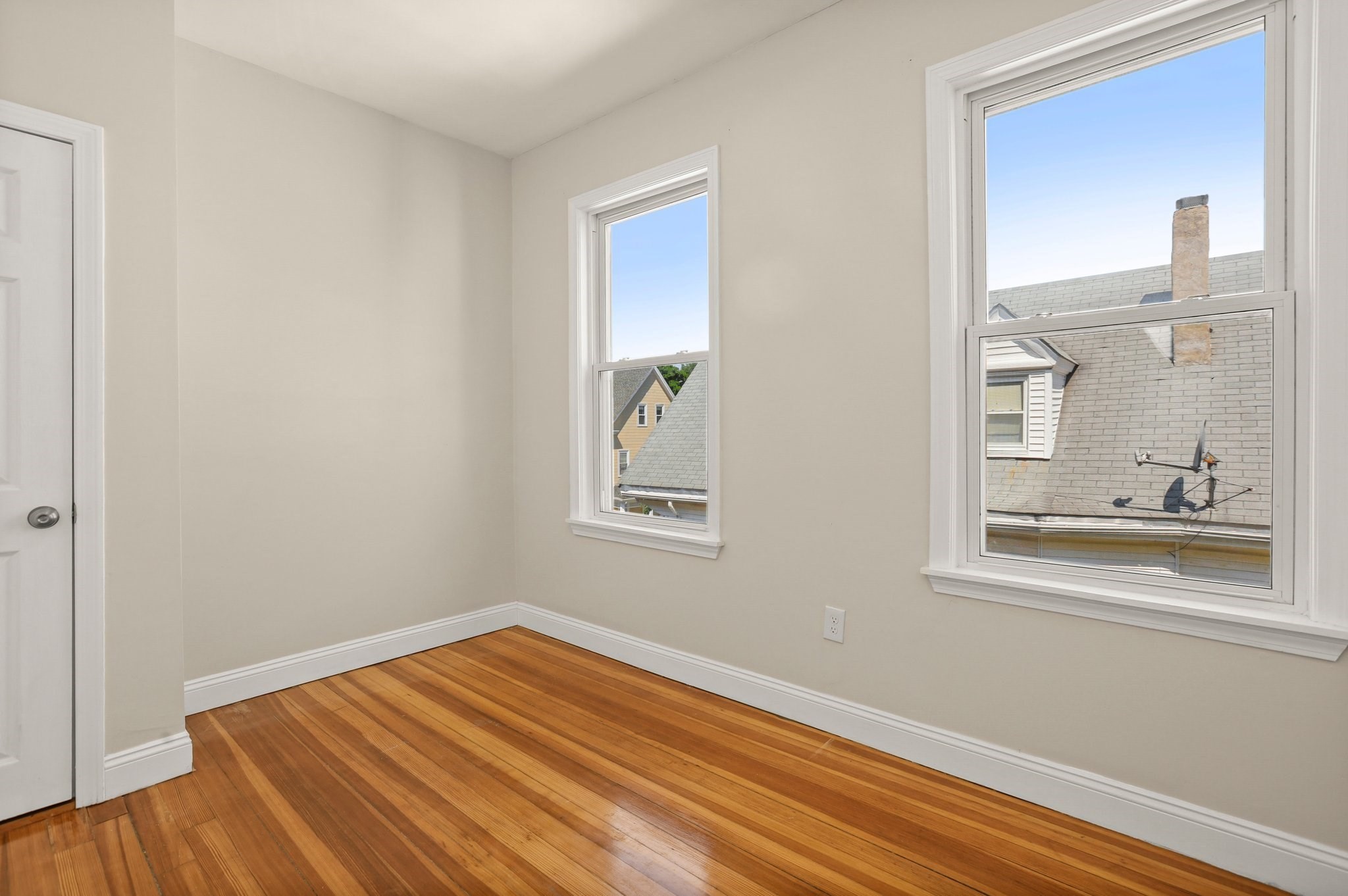 17 Farquhar # 3 Property Photo 21