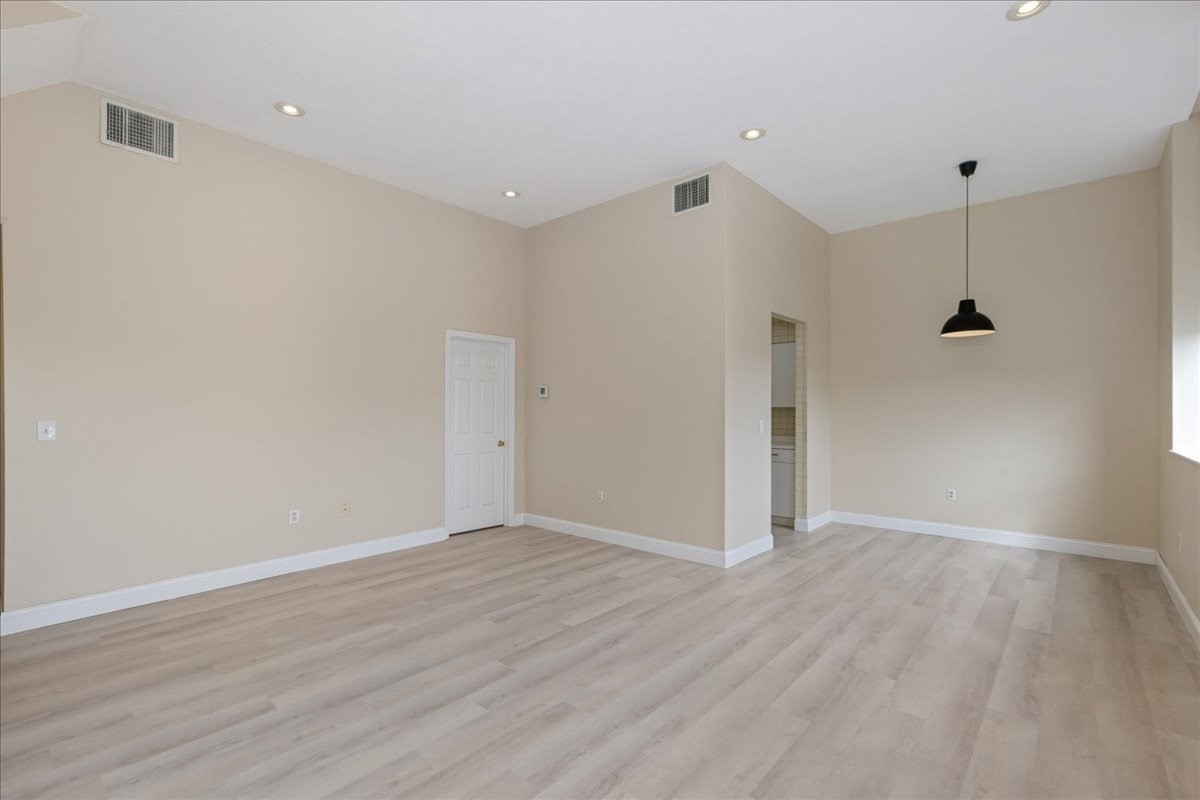 15 Ocean Ave # 203 Property Photo 5