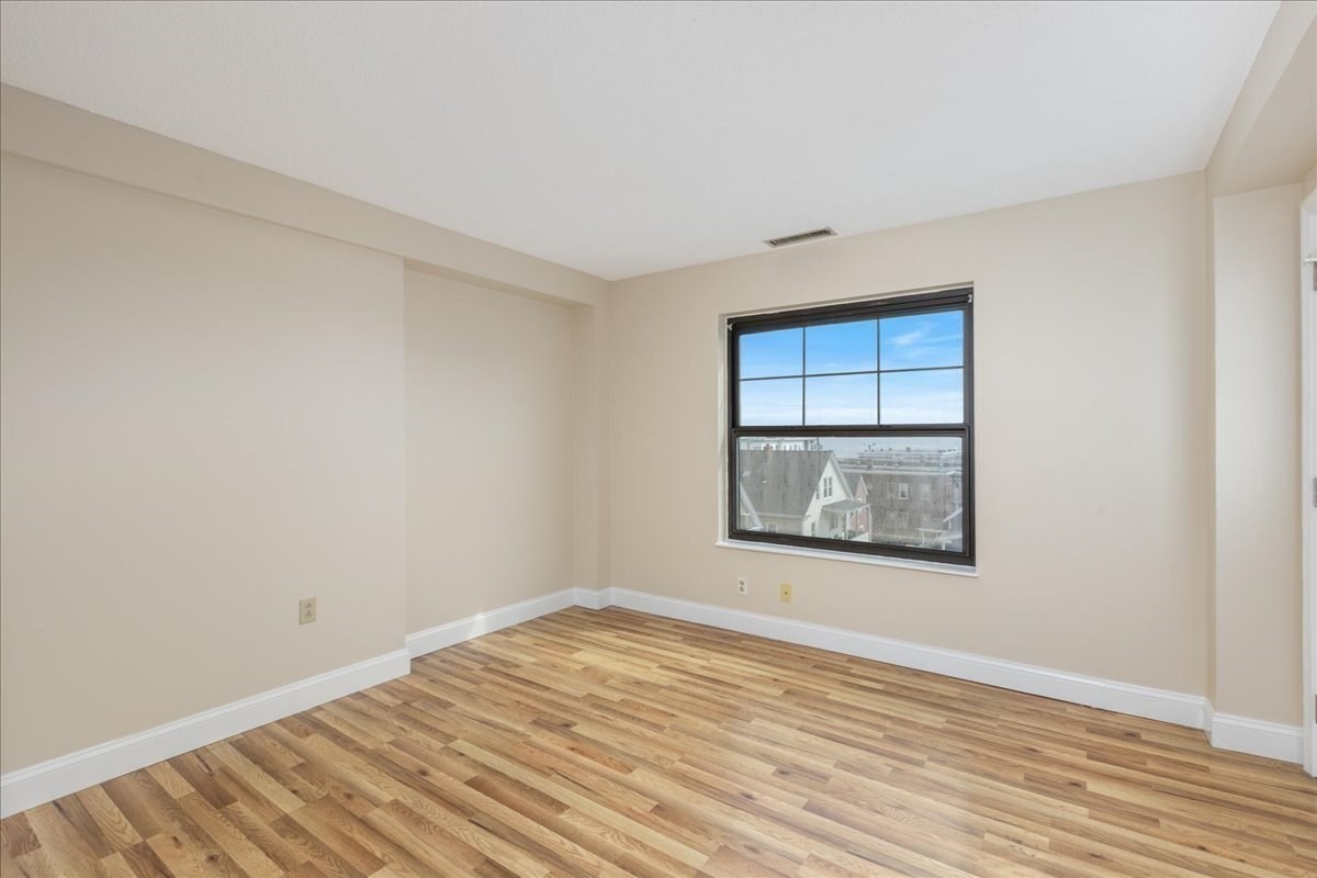 15 Ocean Ave # 203 Property Photo 16