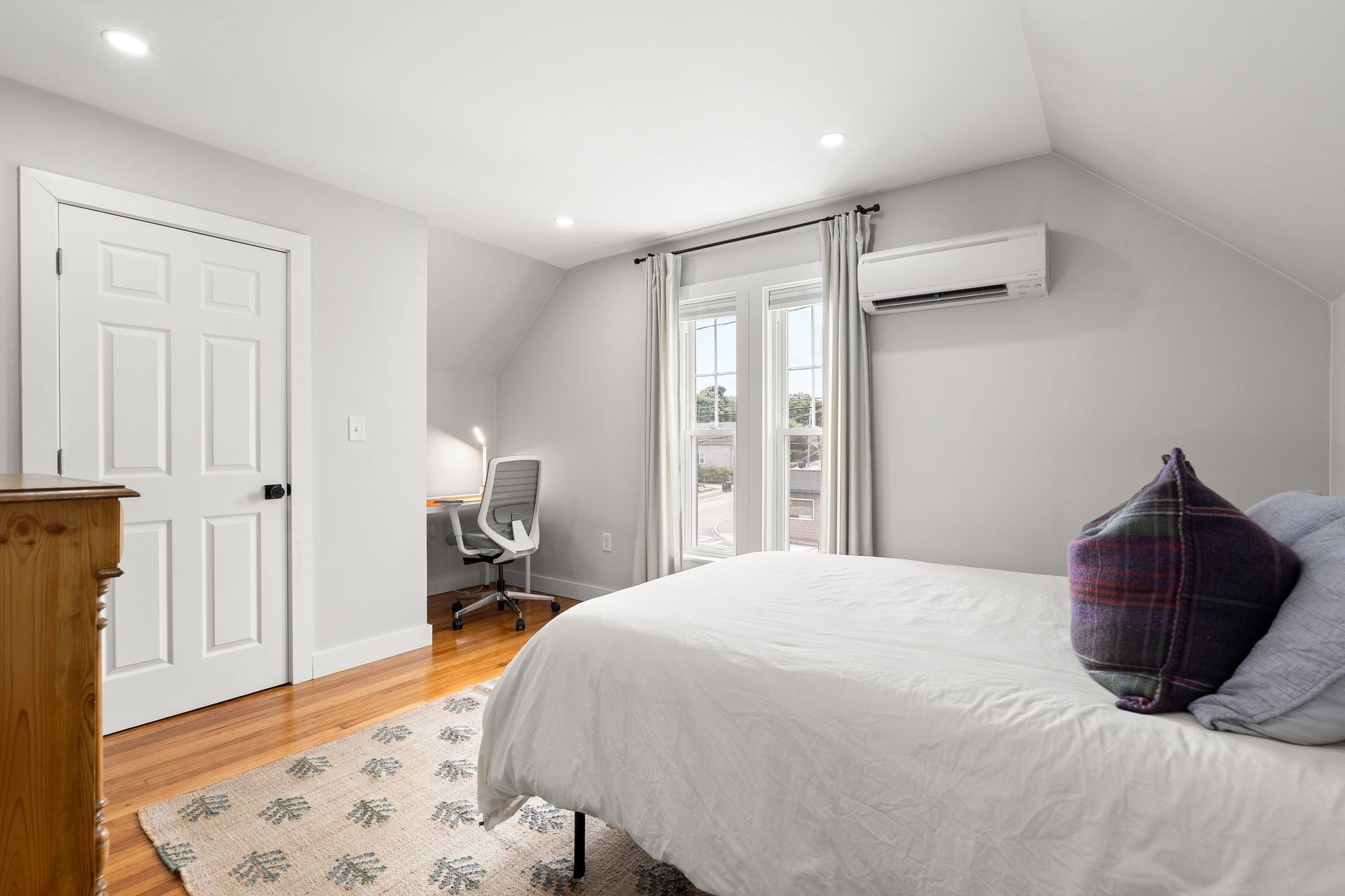 75 Sea Street Property Photo 23