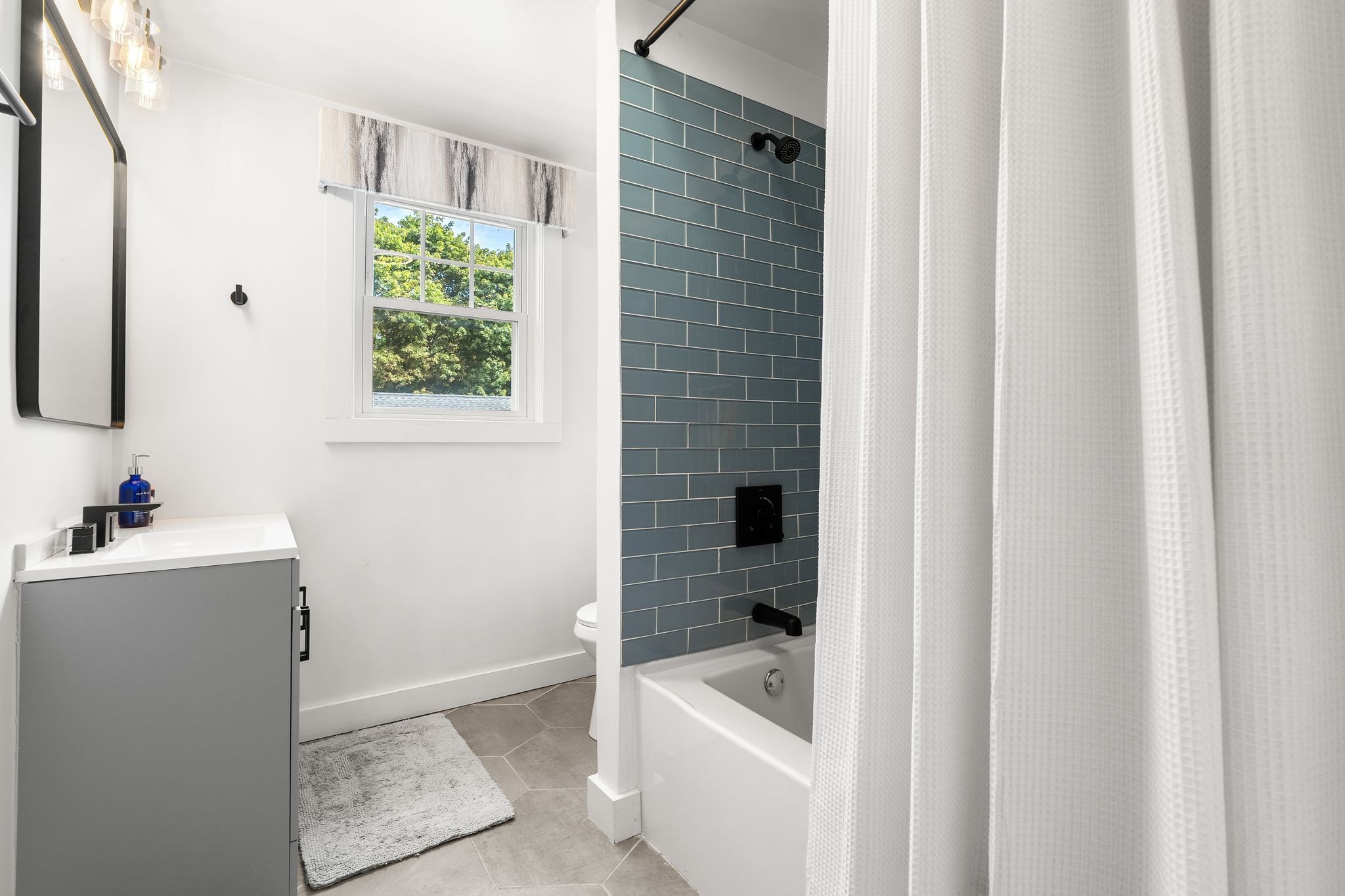 75 Sea Street Property Photo 25