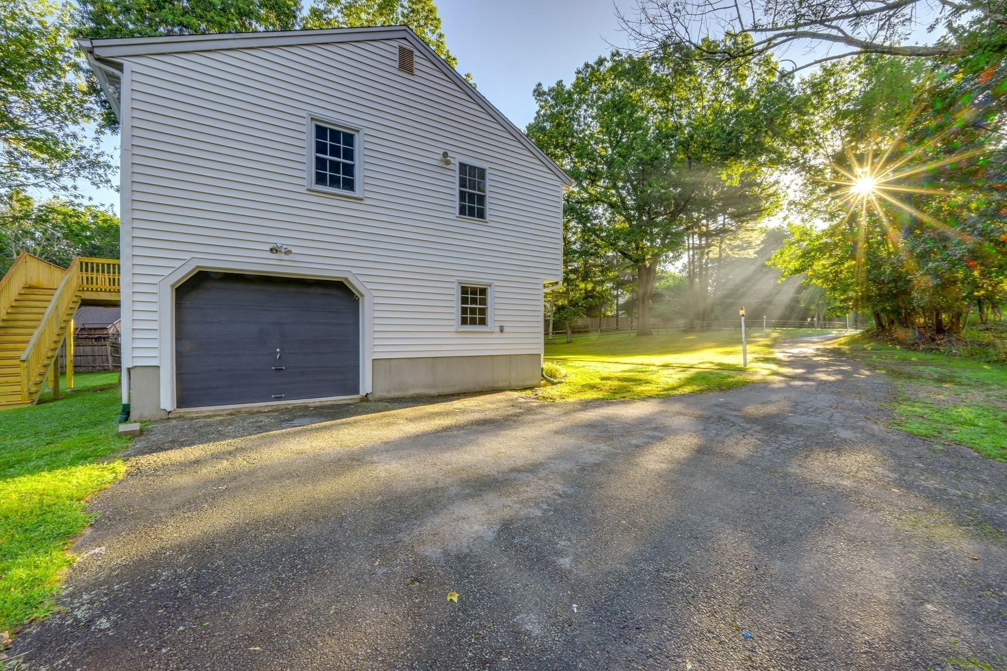 32 Thicket St Property Photo 17