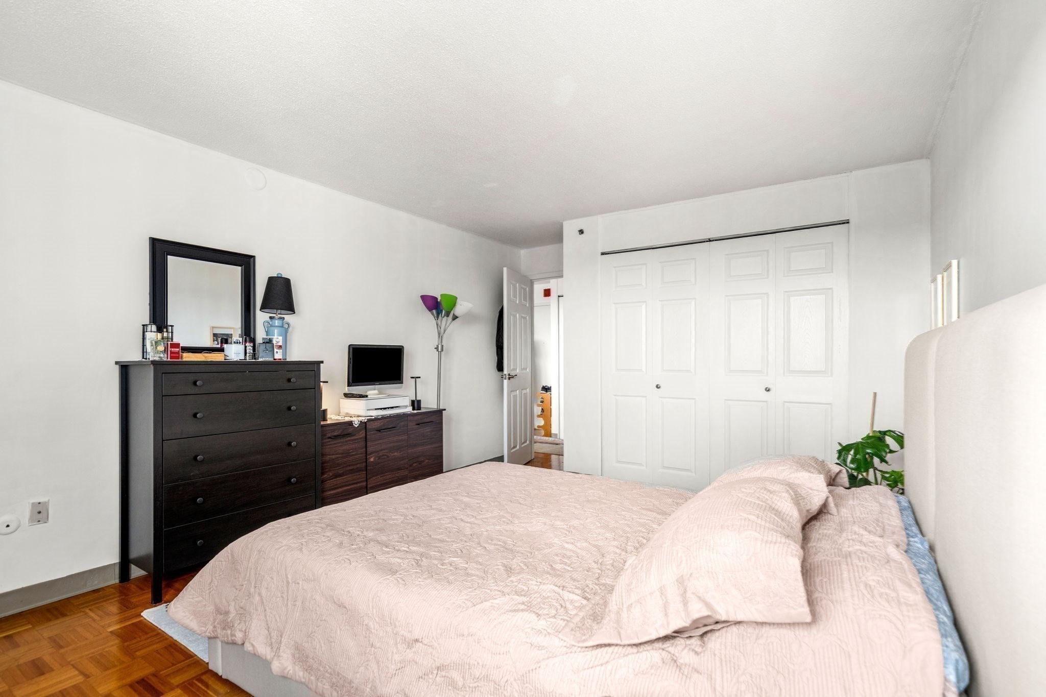 1025 Hancock St # 13b Property Photo 22