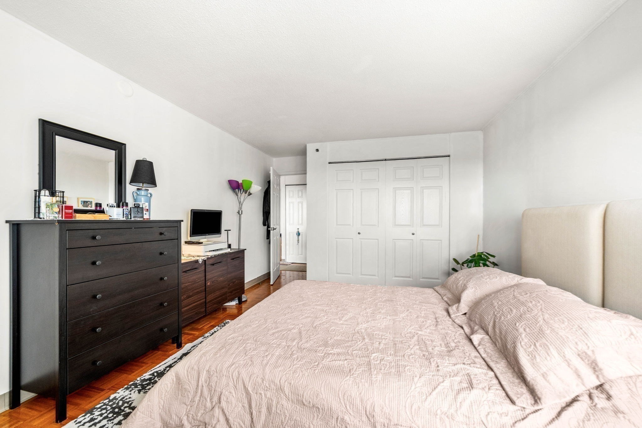 1025 Hancock St # 13b Property Photo 24