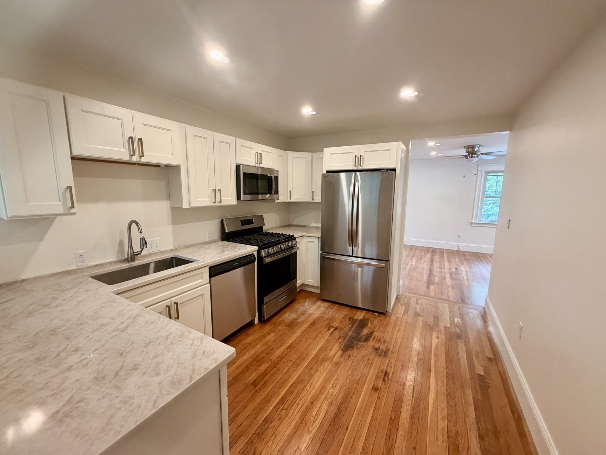 37 Rogers Park # 2 Property Photo 3