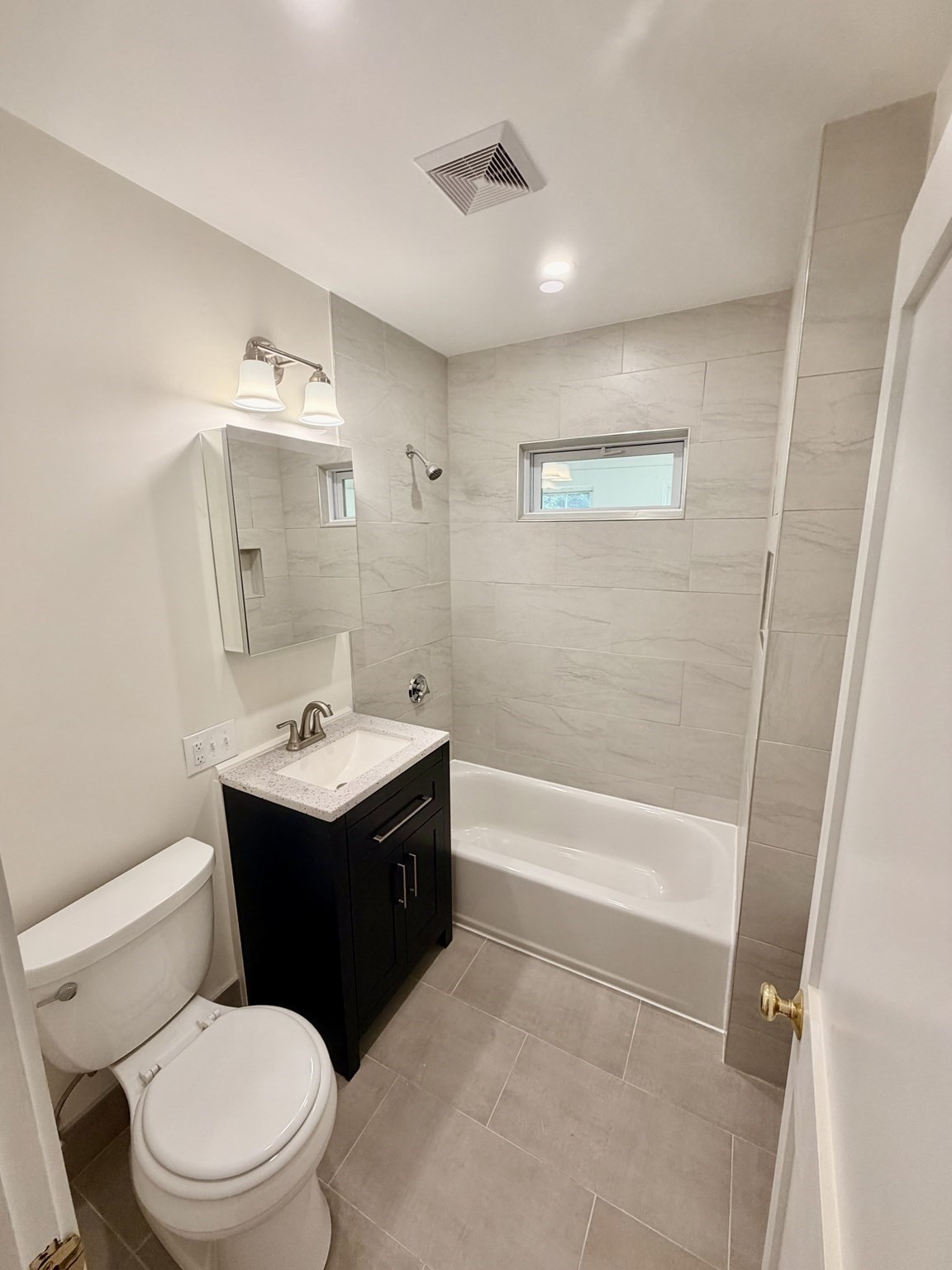 37 Rogers Park # 2 Property Photo 6