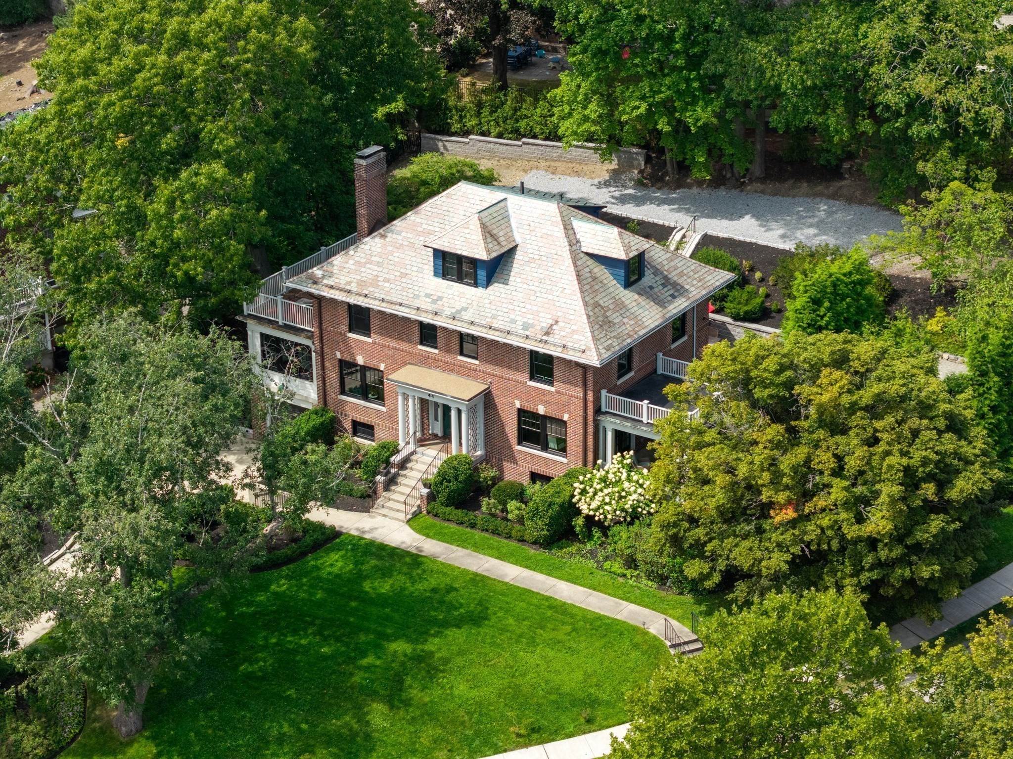 44 Adams Avenue