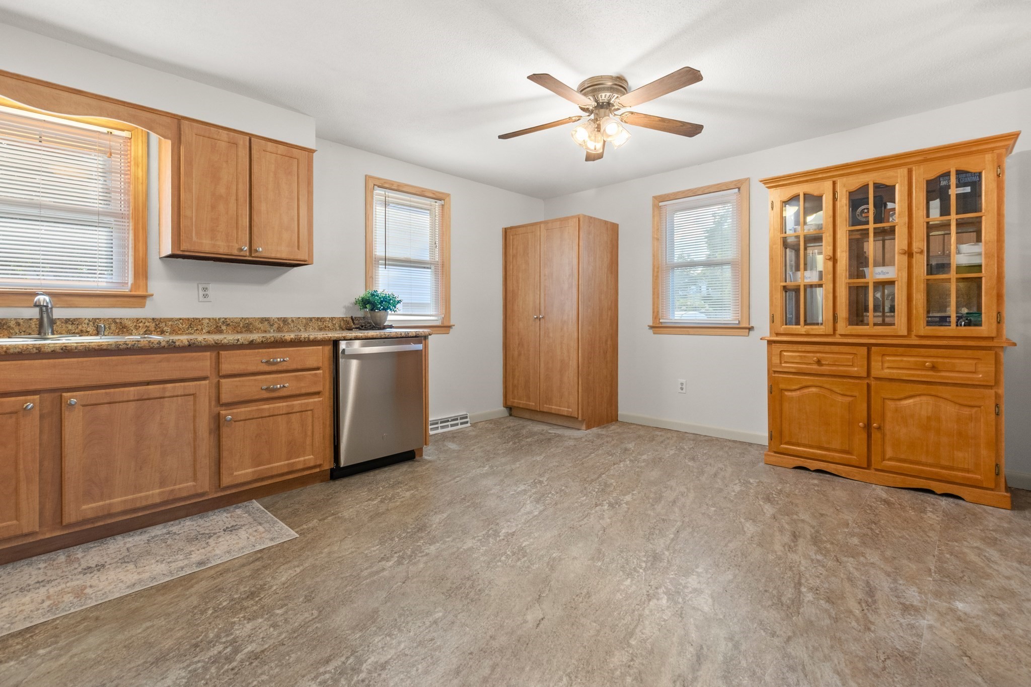10 Clark Rd Property Photo 14