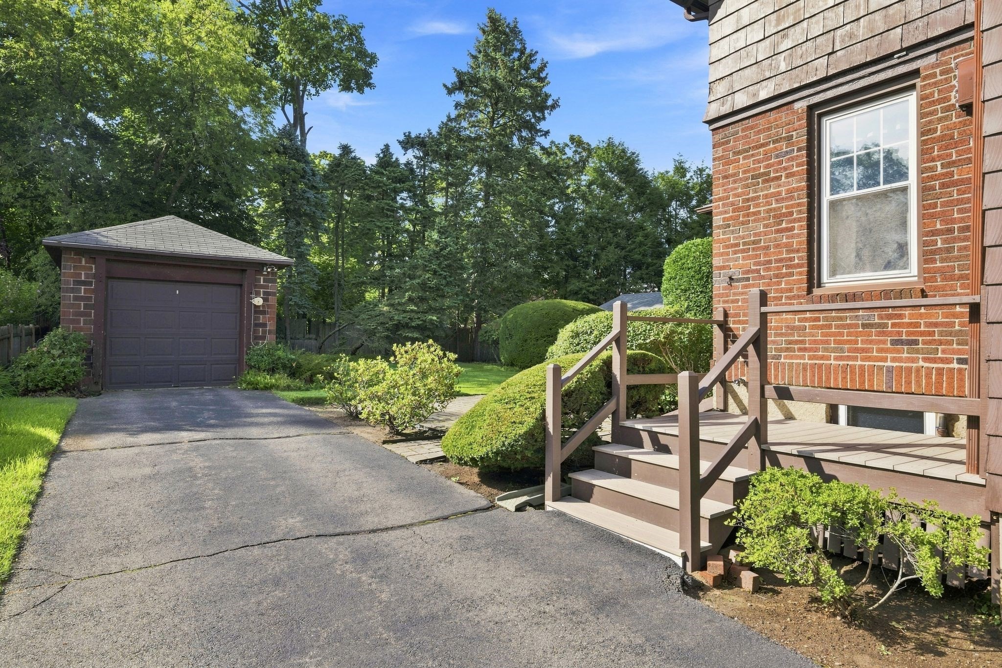 5 Weston Road Property Photo 3