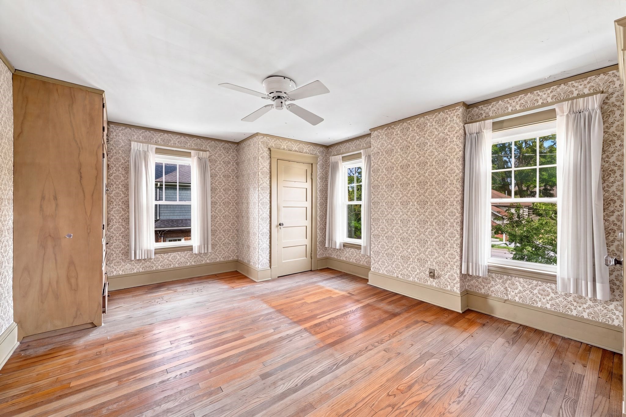 5 Weston Road Property Photo 17