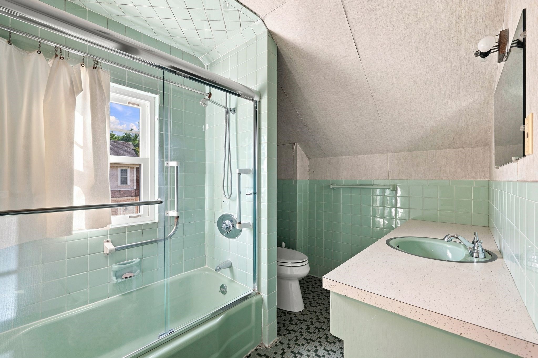 5 Weston Road Property Photo 21