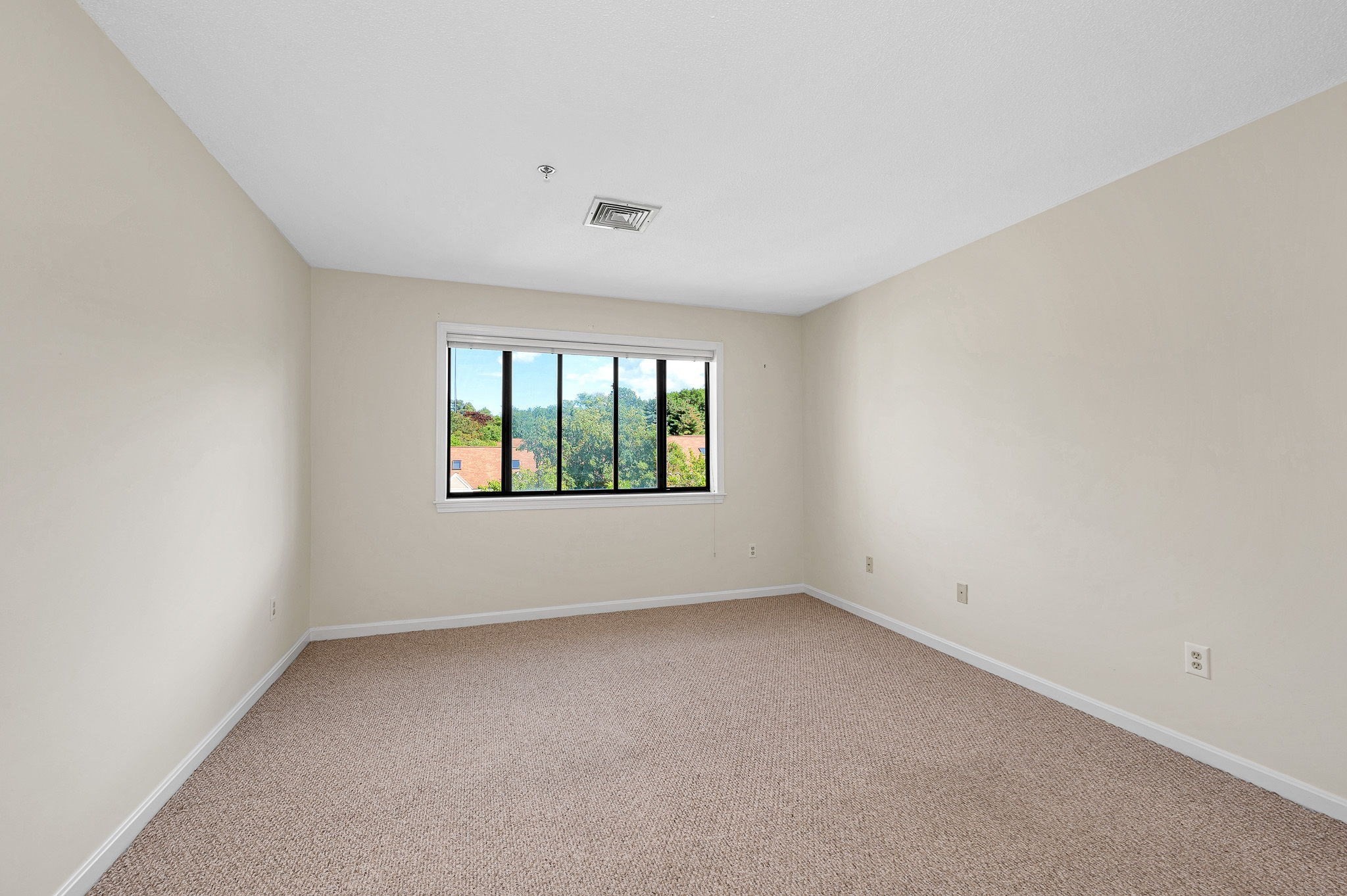 102 Hunter's Run # 102 Property Photo 21