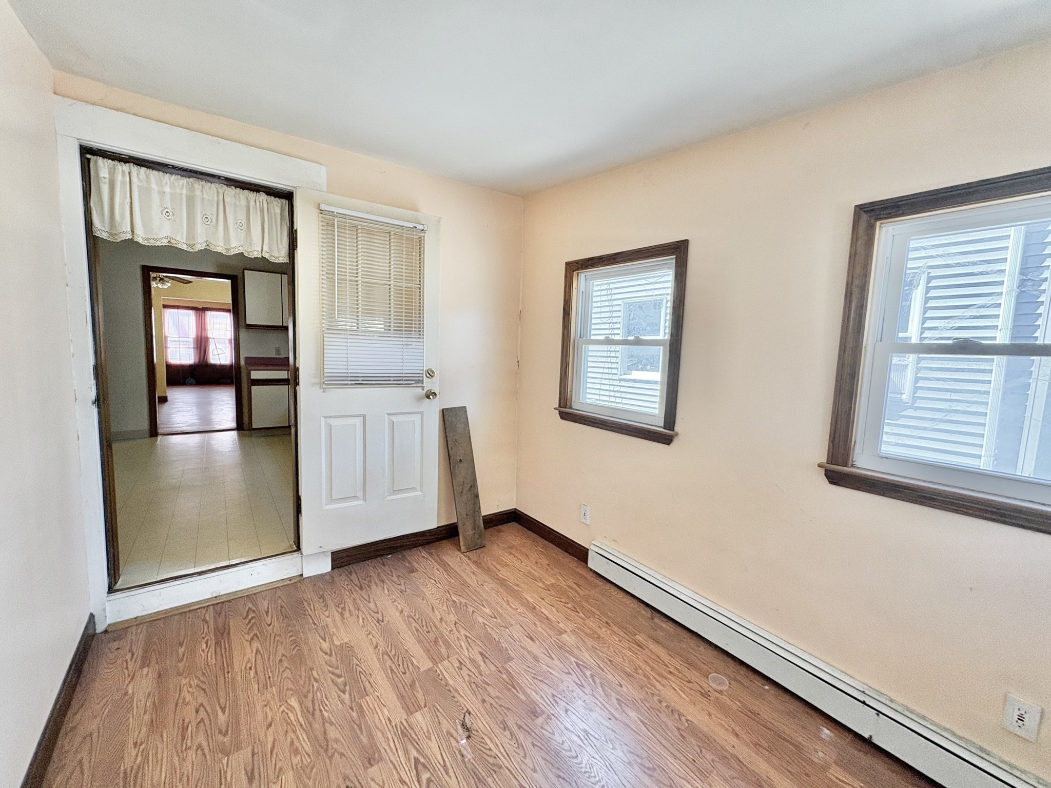 241 Webster Ave Property Photo 16