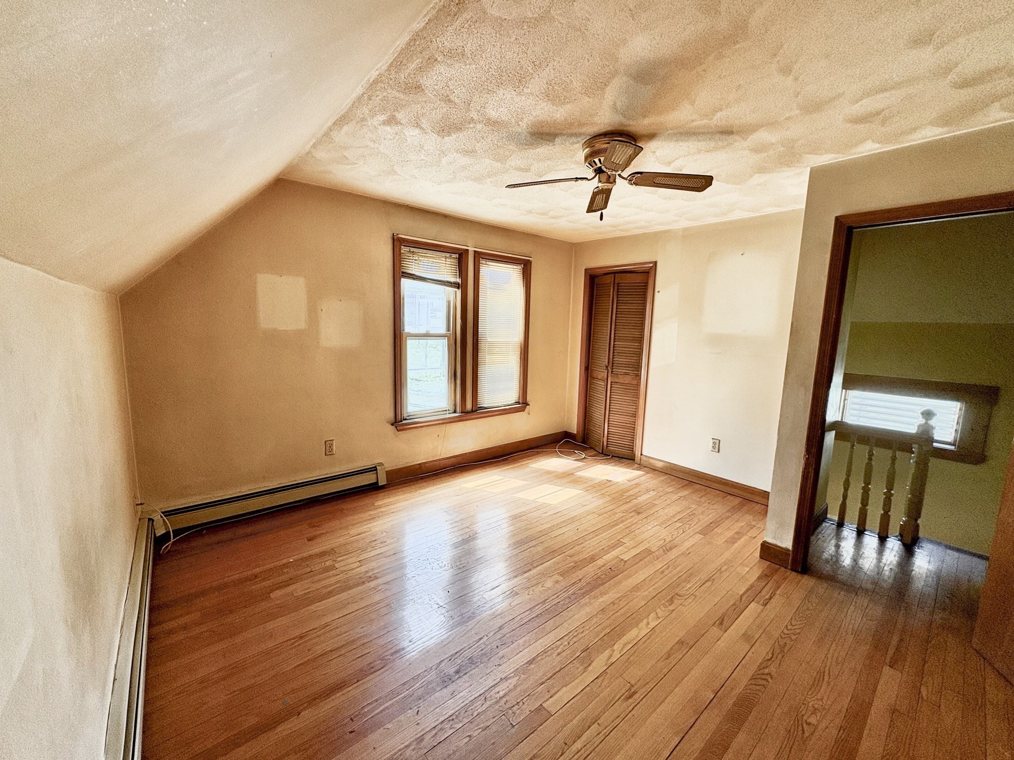 241 Webster Ave Property Photo 19