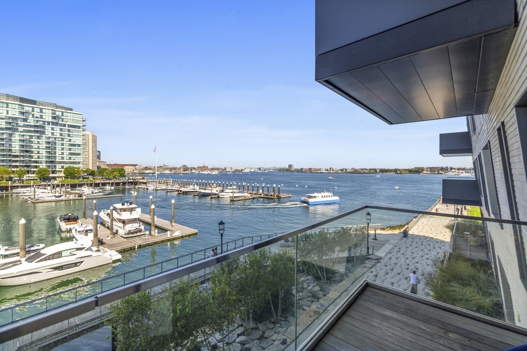 300 Pier 4 Blvd # 3b Property Photo 4