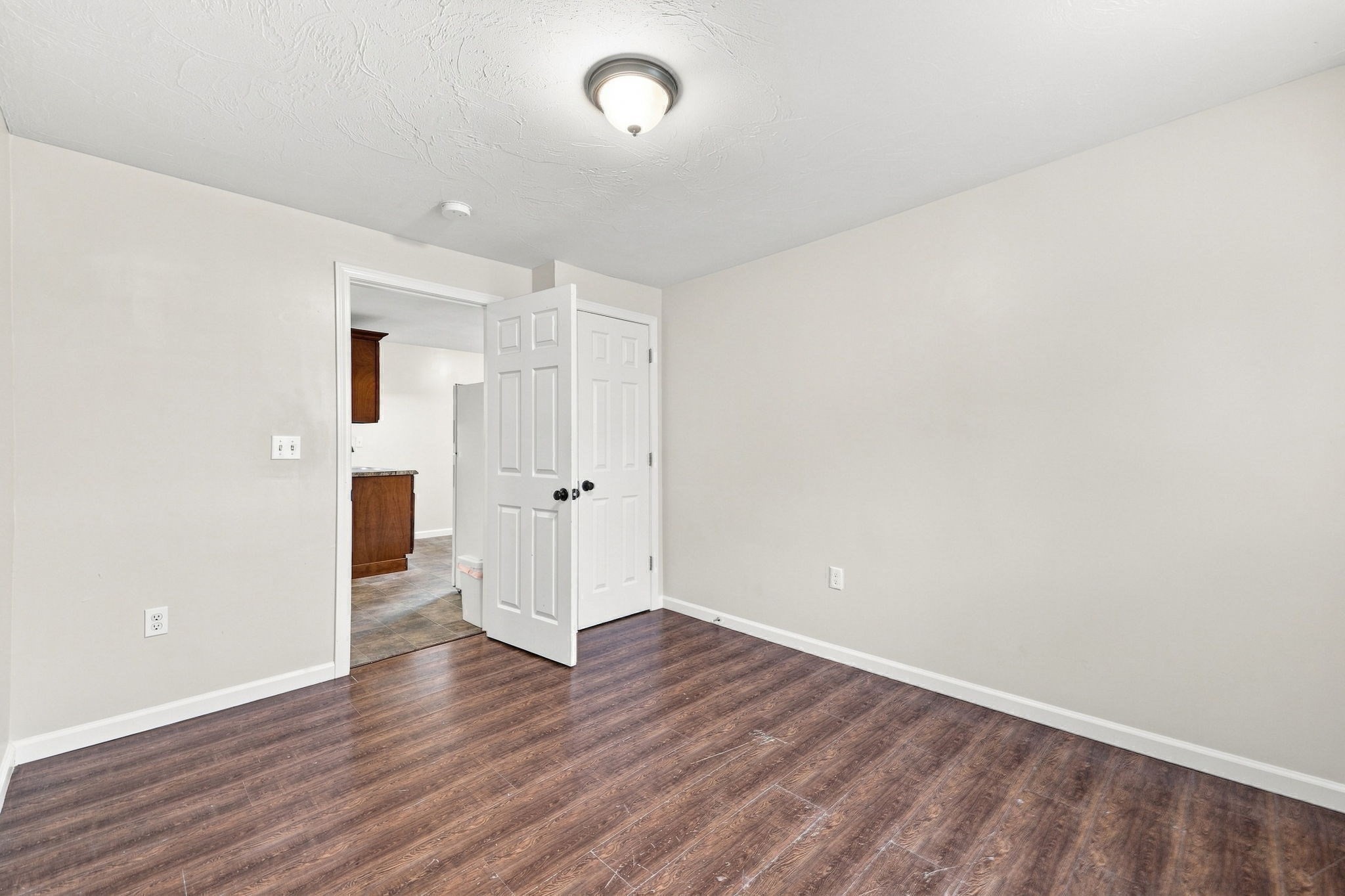 27 Regan St Property Photo 17