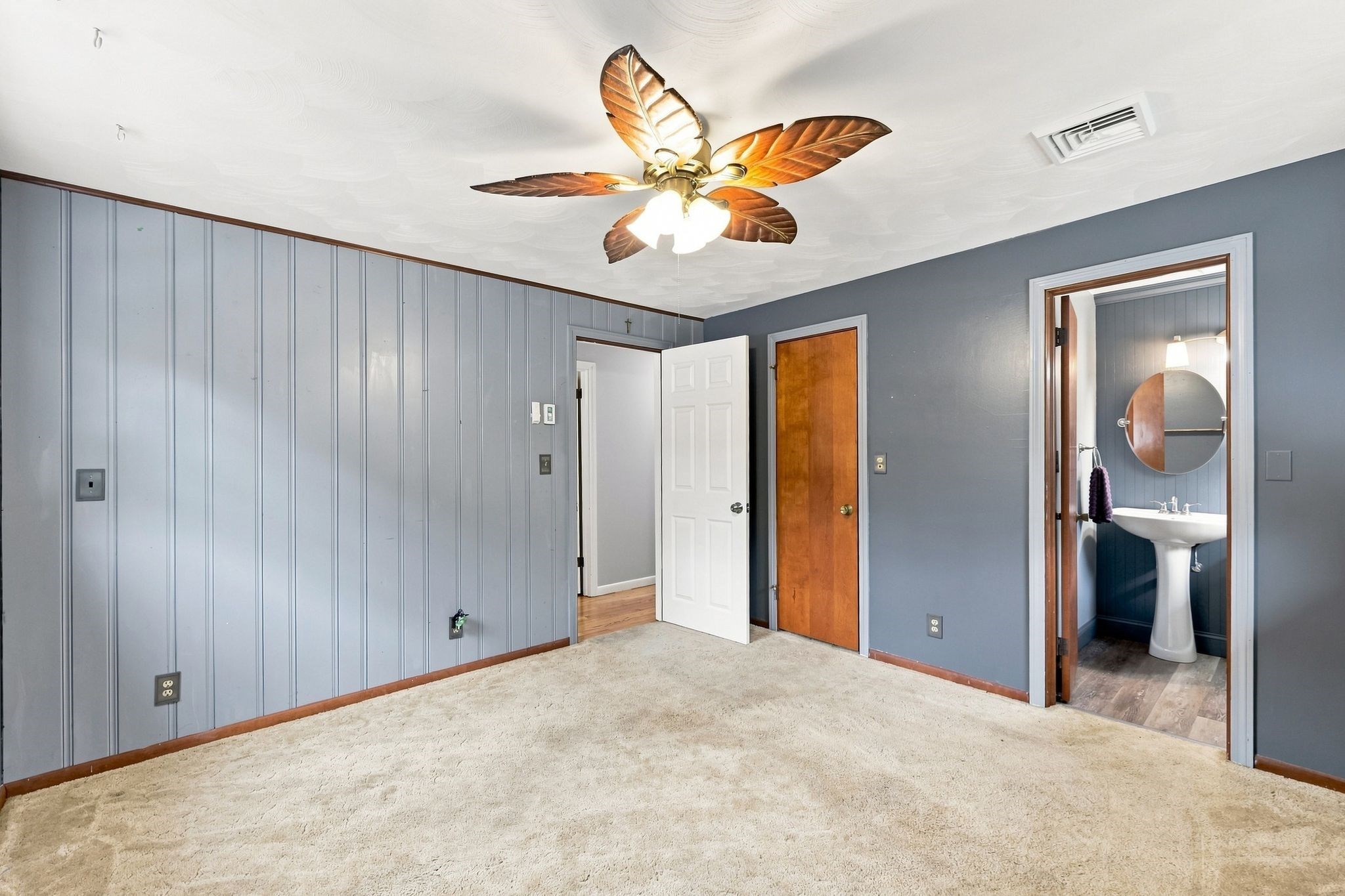 50 Taylor St Property Photo 22