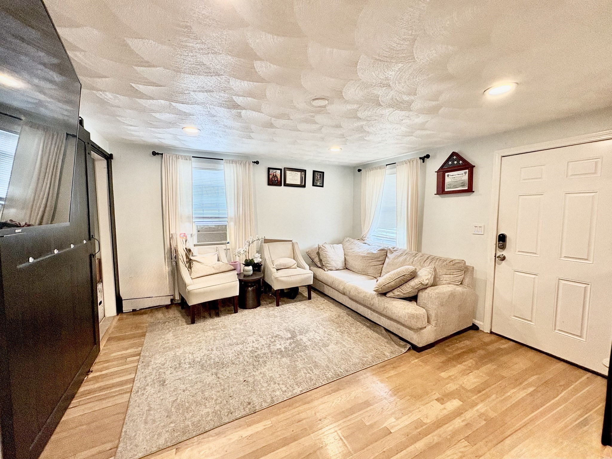 32 Grant Street Property Photo 5