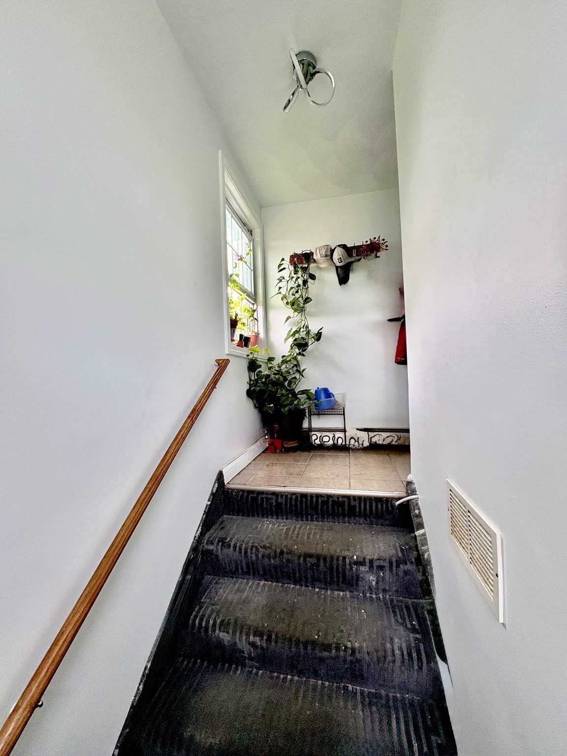 32 Grant Street Property Photo 15