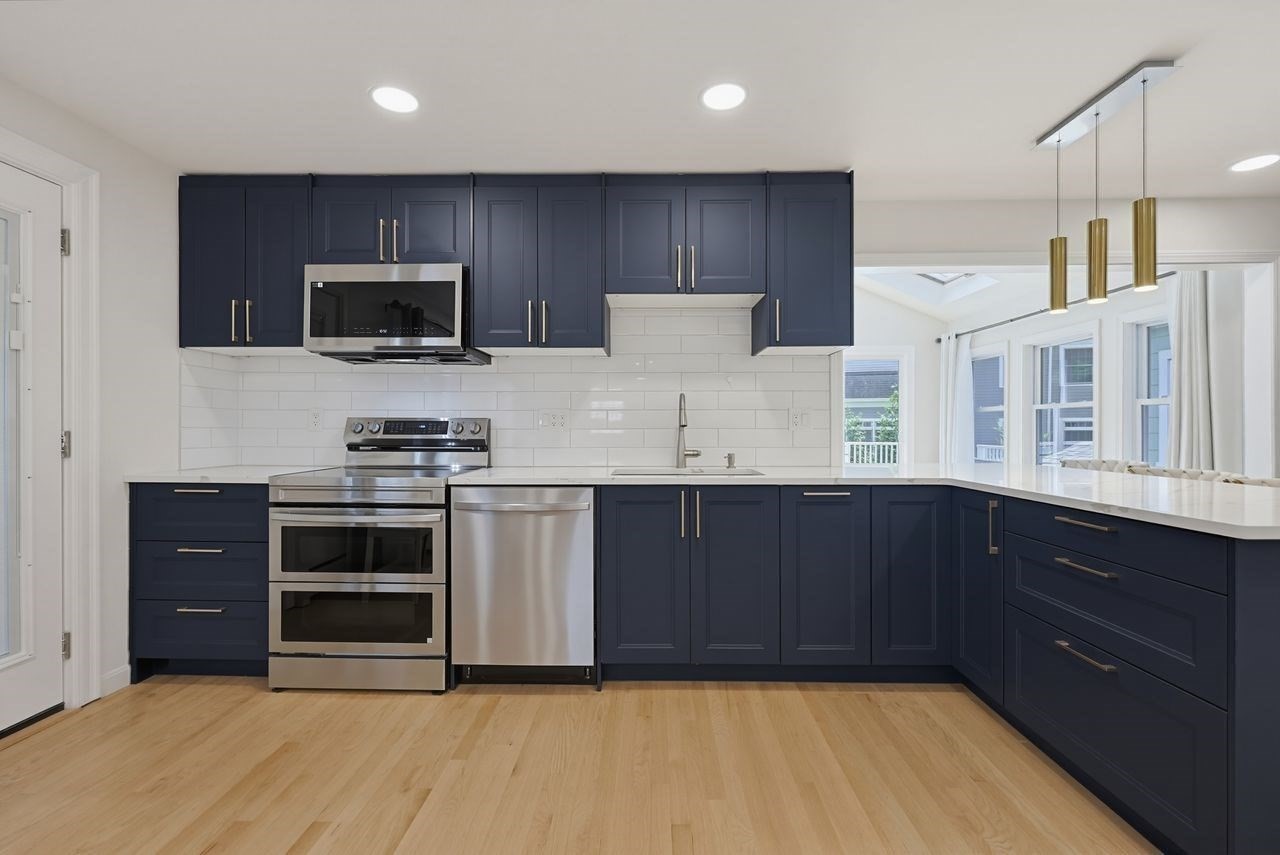 138 Tolman Street Property Photo 8