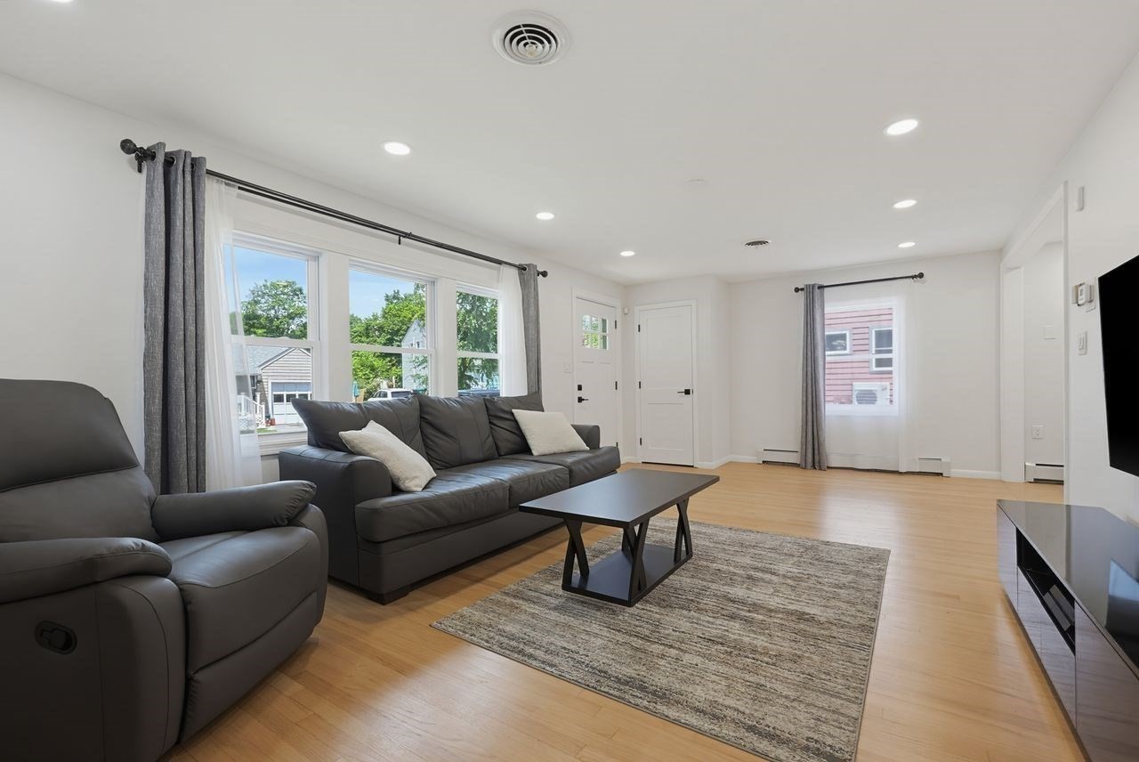 138 Tolman Street Property Photo 13
