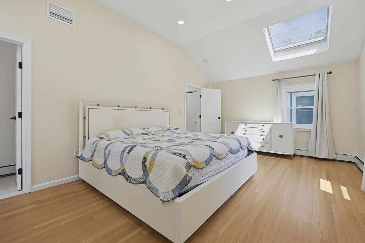 138 Tolman Street Property Photo 15