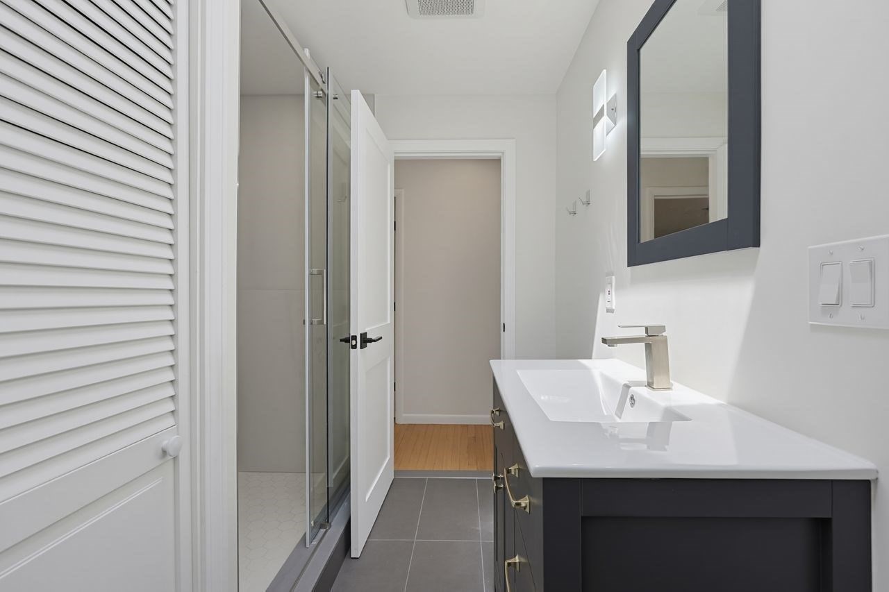 138 Tolman Street Property Photo 23