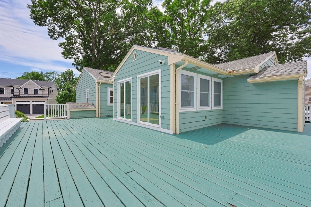 138 Tolman Street Property Photo 28