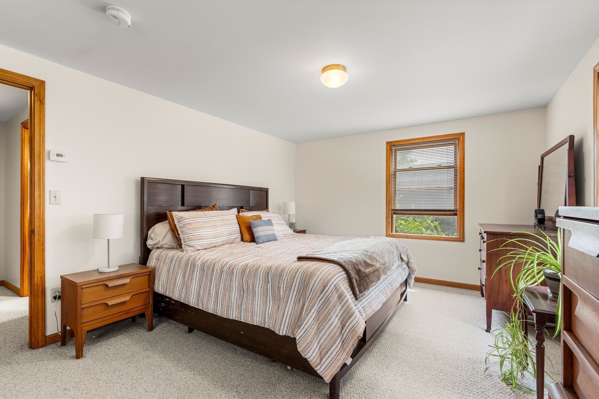 90 Village St. Property Photo 24