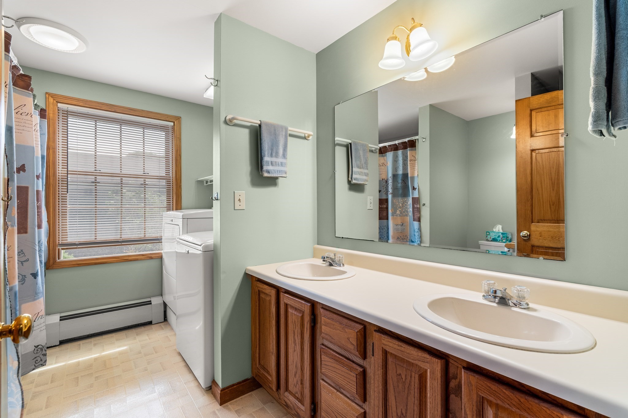 90 Village St. Property Photo 26