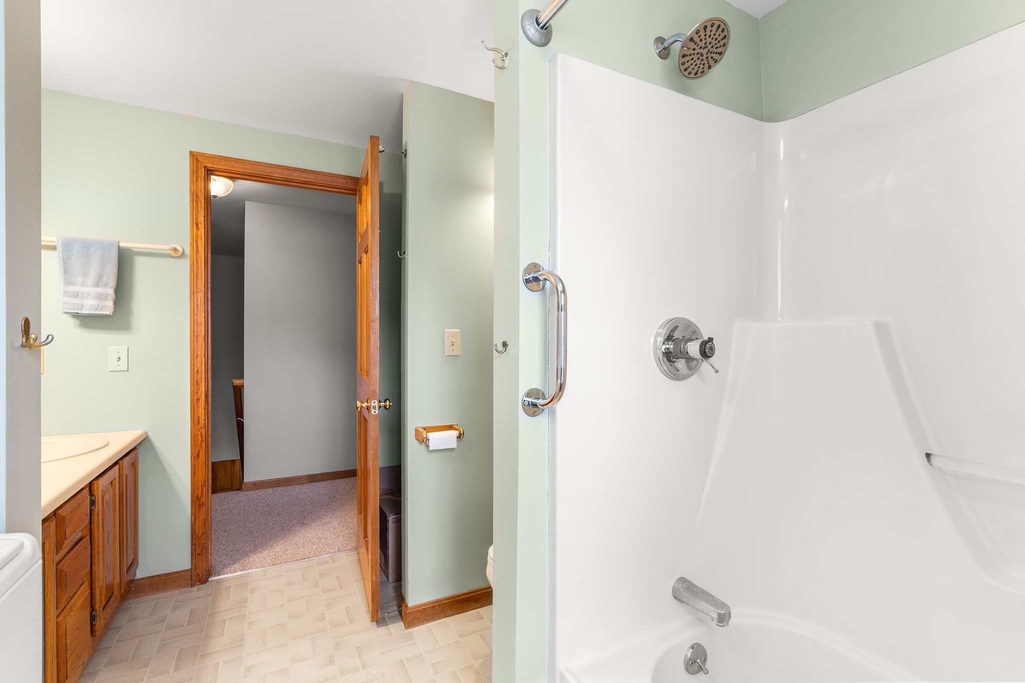 90 Village St. Property Photo 27