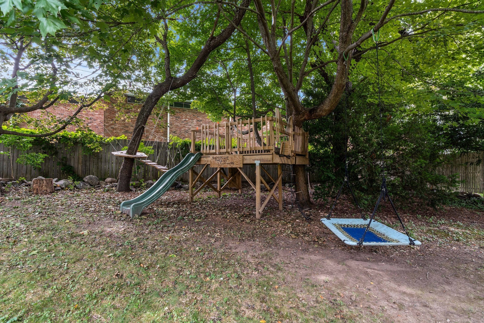90 Village St. Property Photo 33
