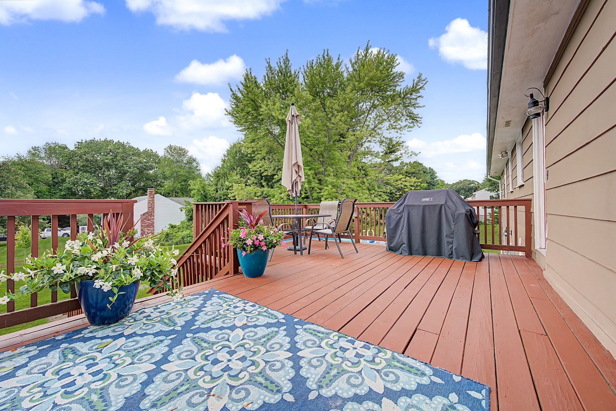 592 Pond St Property Photo 31