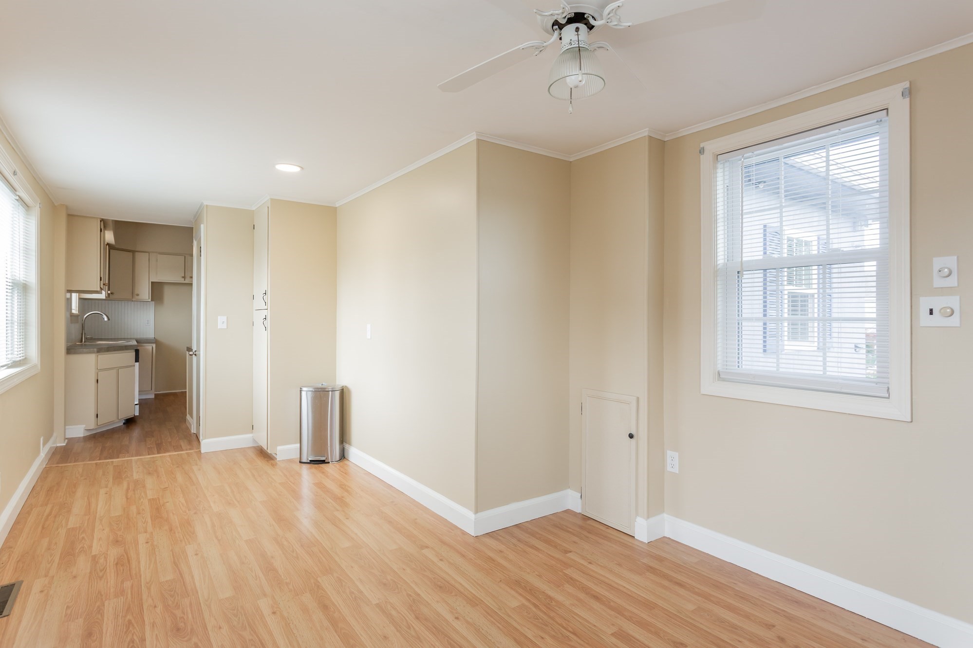 2714 Riverside Avenue Property Photo 19
