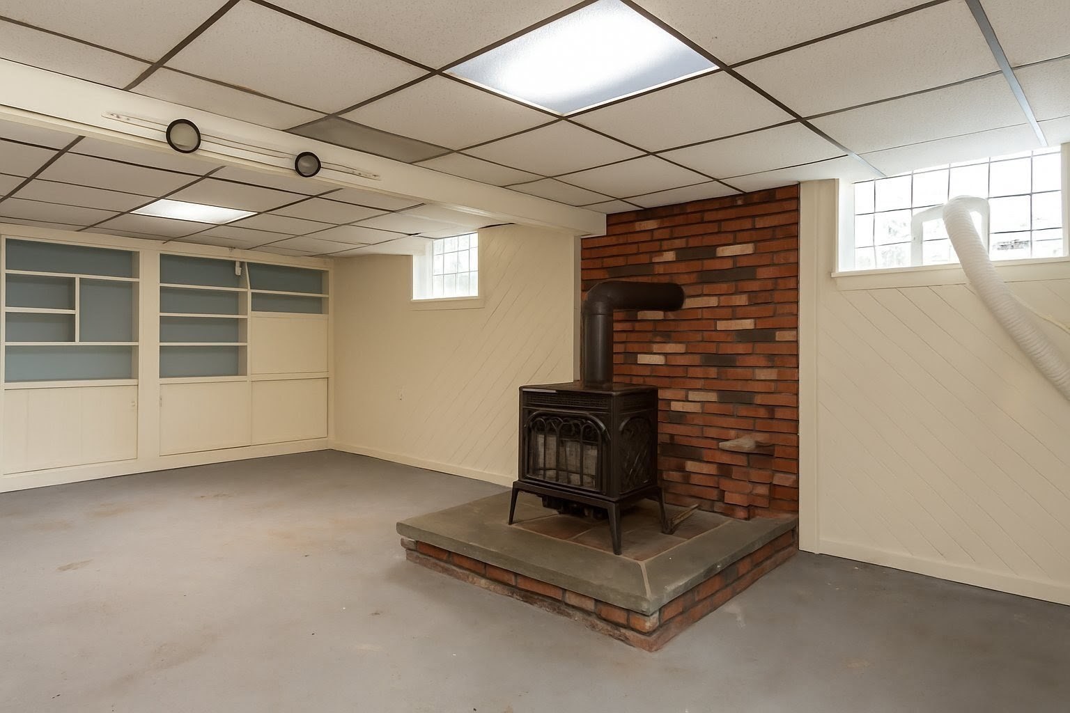 2714 Riverside Avenue Property Photo 28