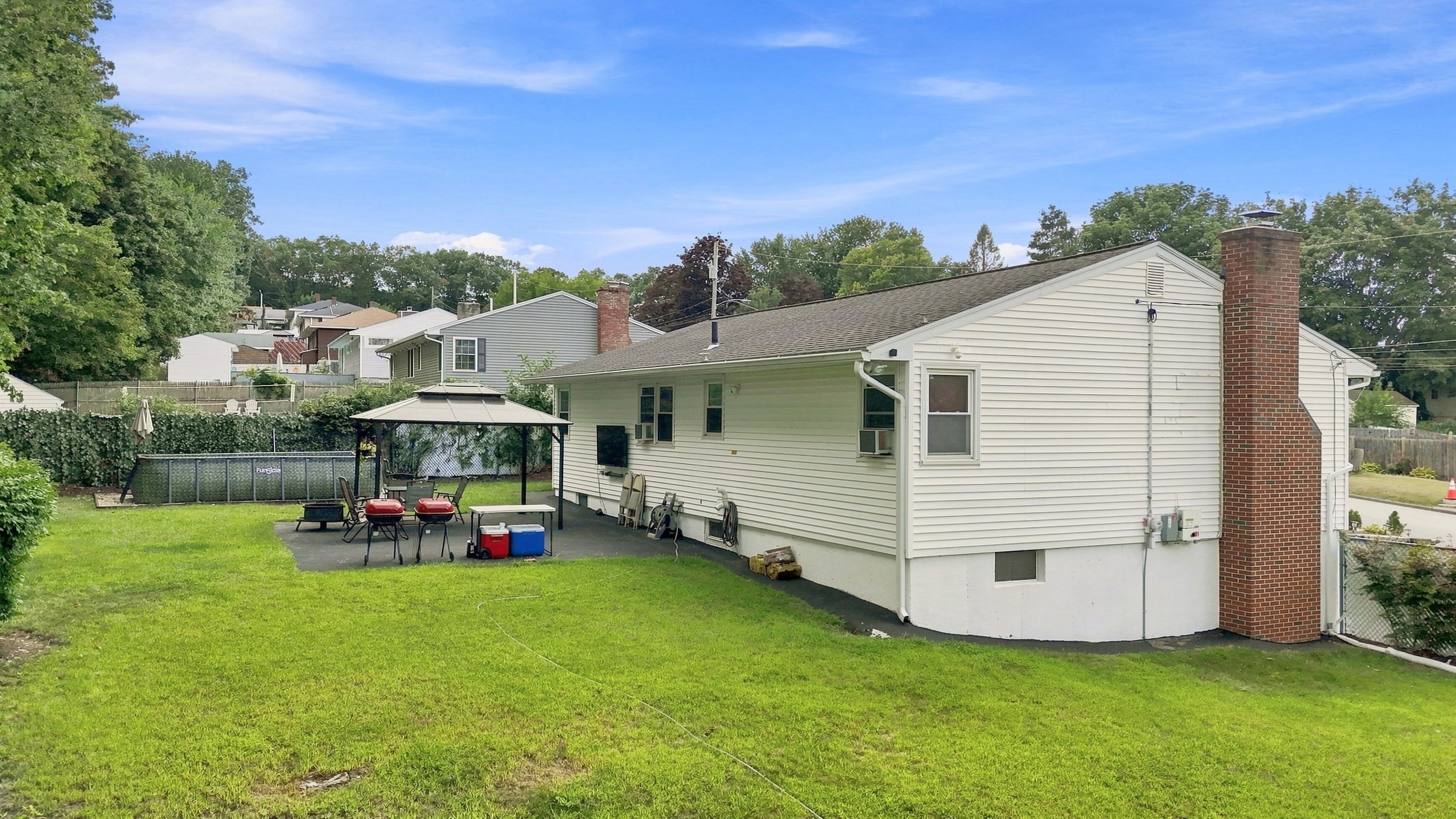 4 Monroe St Property Photo 37