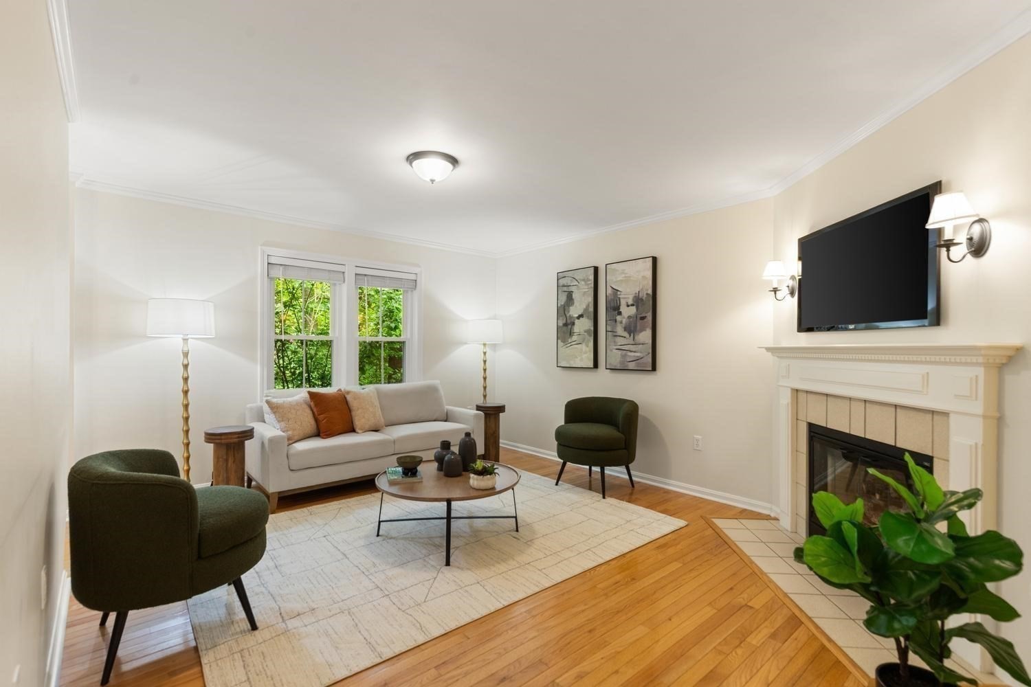 14 N Commons # C Property Photo 1