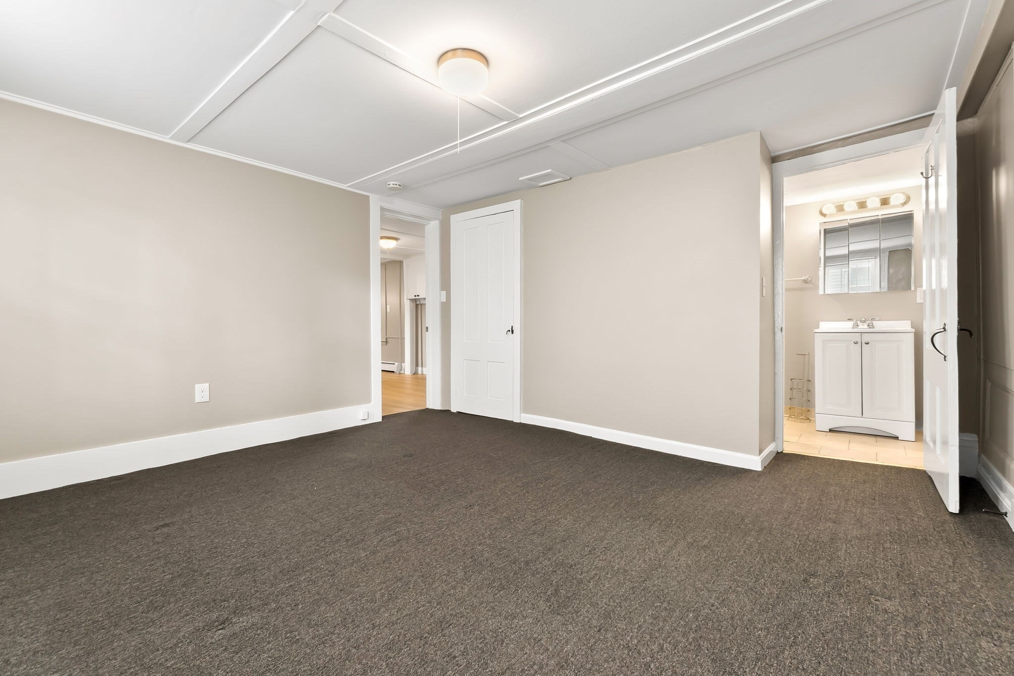 335 Cabot Street # 1 Property Photo 14