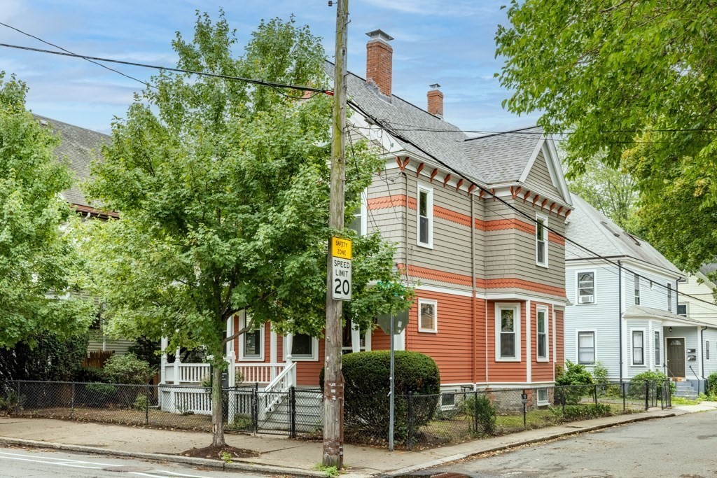 136 Elm Street Property Photo 2
