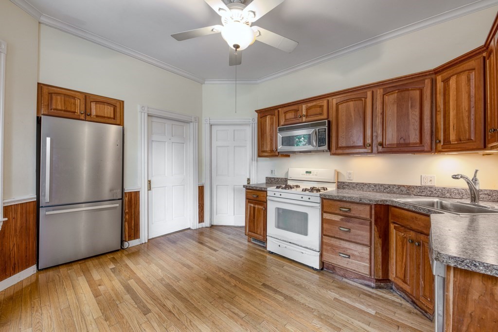 136 Elm Street Property Photo 15